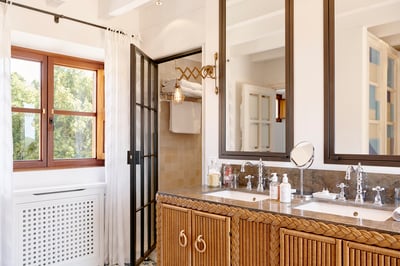 Luxury Villa Photo #41