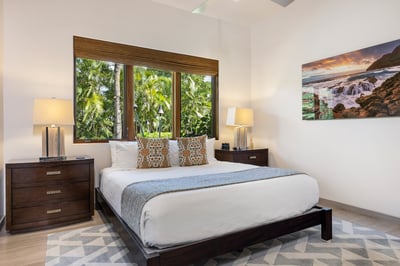 Luxury Villa Photo #18