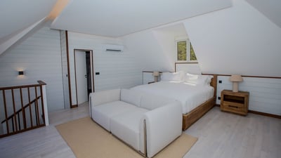 Luxury Villa Photo #29