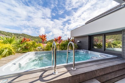 Luxury Villa Photo #5