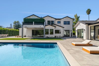 Luxury Villa Photo #2