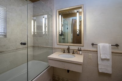 Luxury Villa Photo #19