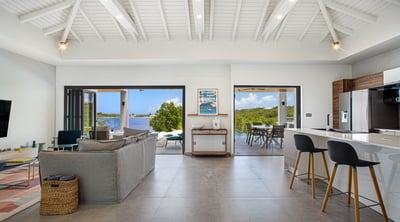 Luxury Villa Photo #11