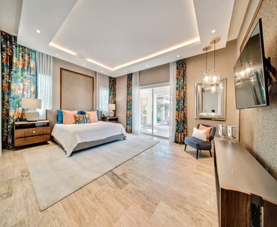 Luxury Villa Photo #14