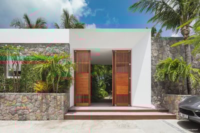 Luxury Villa Photo #8
