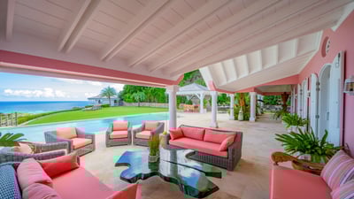 Luxury Villa Photo #15
