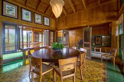 Luxury Villa Photo #40