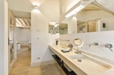 Luxury Villa Photo #25