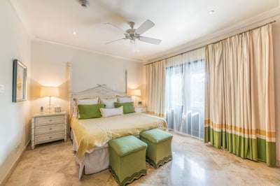 Luxury Villa Photo #9