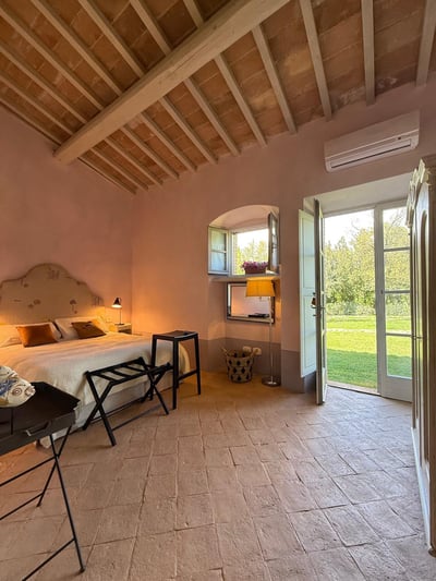 Luxury Villa Photo #35