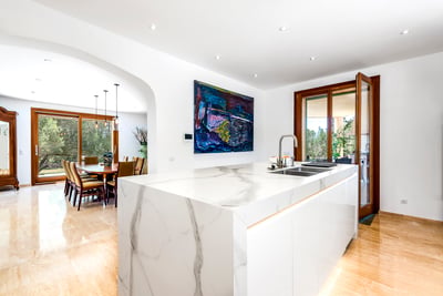 Luxury Villa Photo #24