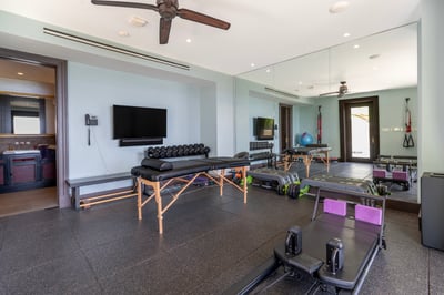 Luxury Villa Photo #41