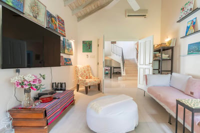 Luxury Villa Photo #28