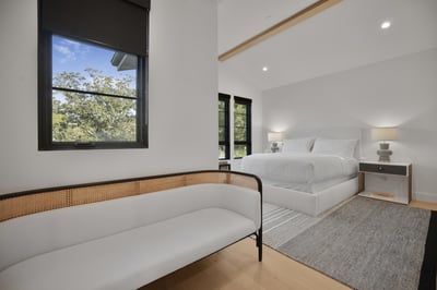 Luxury Villa Photo #39