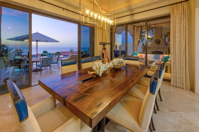 Luxury Villa Photo #10