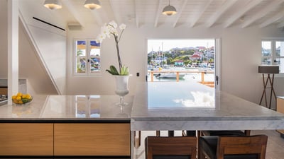 Kitchen & Dining Area