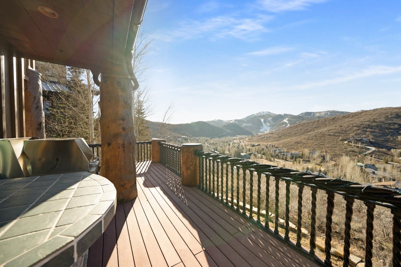 Timber Lodge at the Oaks