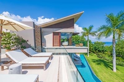 Luxury Villa Photo #10