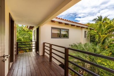 Luxury Villa Photo #36