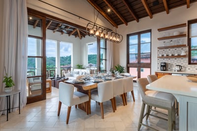 Luxury Villa Photo #5