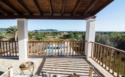 Luxury Villa Photo #6