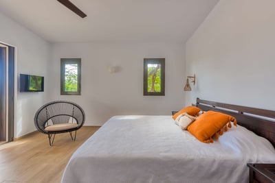 Luxury Villa Photo #19