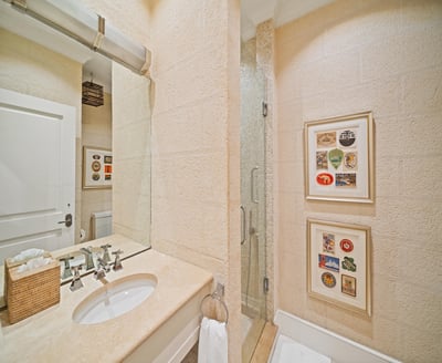 Luxury Villa Photo #16