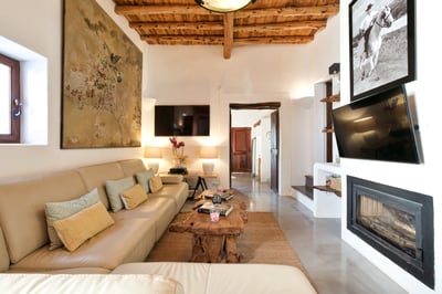 Luxury Villa Photo #21