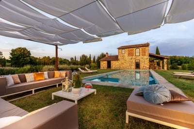 Luxury Villa Photo #7