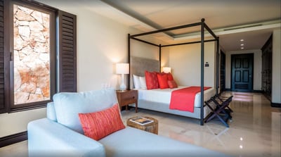 Luxury Villa Photo #9