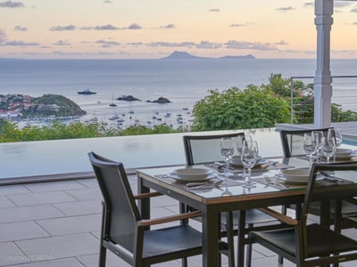 Luxury Villa Photo #28