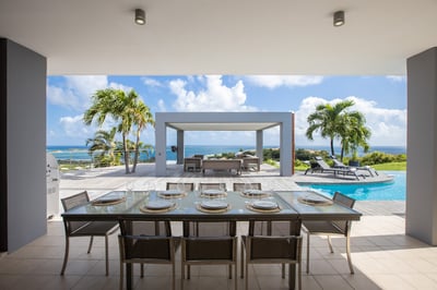 Luxury Villa Photo #9