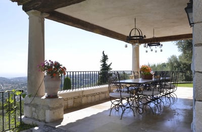 Luxury Villa Photo #12