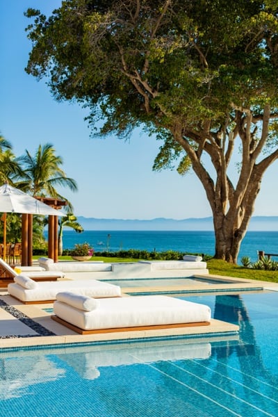 Luxury Villa Photo #12