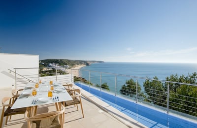 Luxury Villa Photo #3