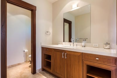 Luxury Villa Photo #20