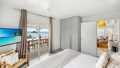 Luxury Villa Photo #22