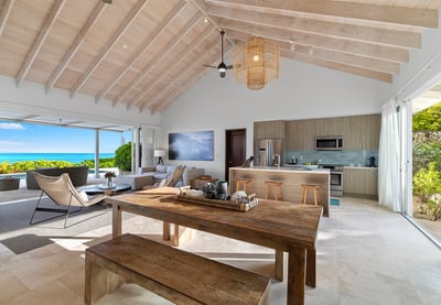 Luxury Villa Photo #3