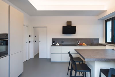 Luxury Villa Photo #26
