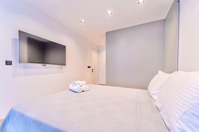 Luxury Villa Photo #36