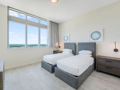 Luxury Villa Photo #21