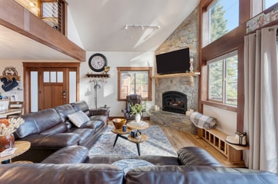 Luxury Villa Photo #7