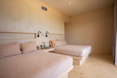 Luxury Villa Photo #22