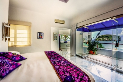 Luxury Villa Photo #30
