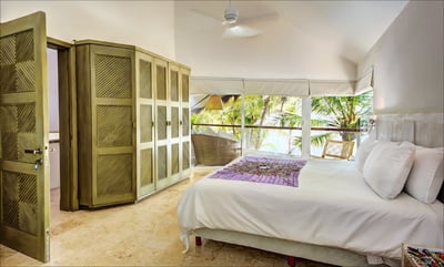 Luxury Villa Photo #43