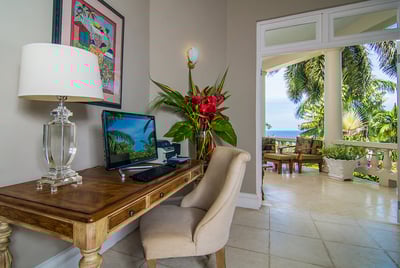 Luxury Villa Photo #16