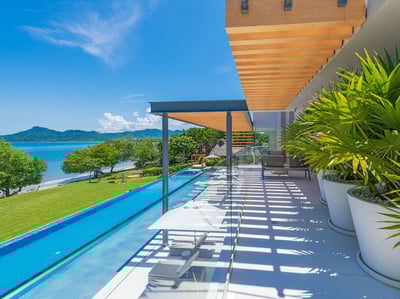 Luxury Villa Photo #9
