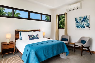 Luxury Villa Photo #29