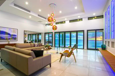 Luxury Villa Photo #24