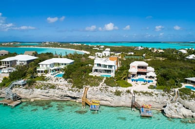 Luxury Villa Photo #2